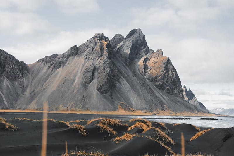 在廣州建一(yī)個(gè)金(jīn)融網站(zhàn)如(rú)何設計(jì)及開(kāi)發